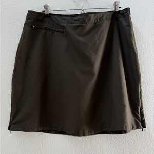 Patagonia Women's Brown Skort Size 14 with Pocket